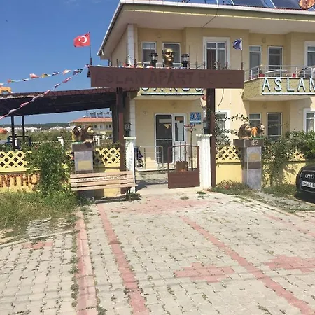 Saros Aslan Apart Апарт-отель