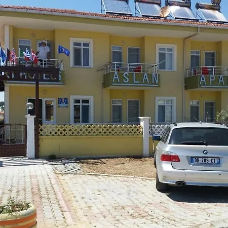 Saros Aslan Apart 3*